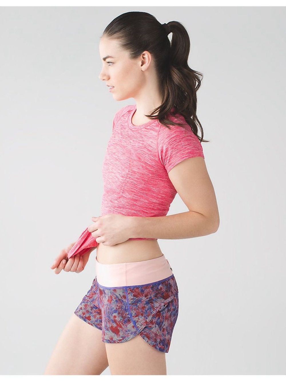 Lululemon Speed Short
Checker Blooms Multi / Minty Pink